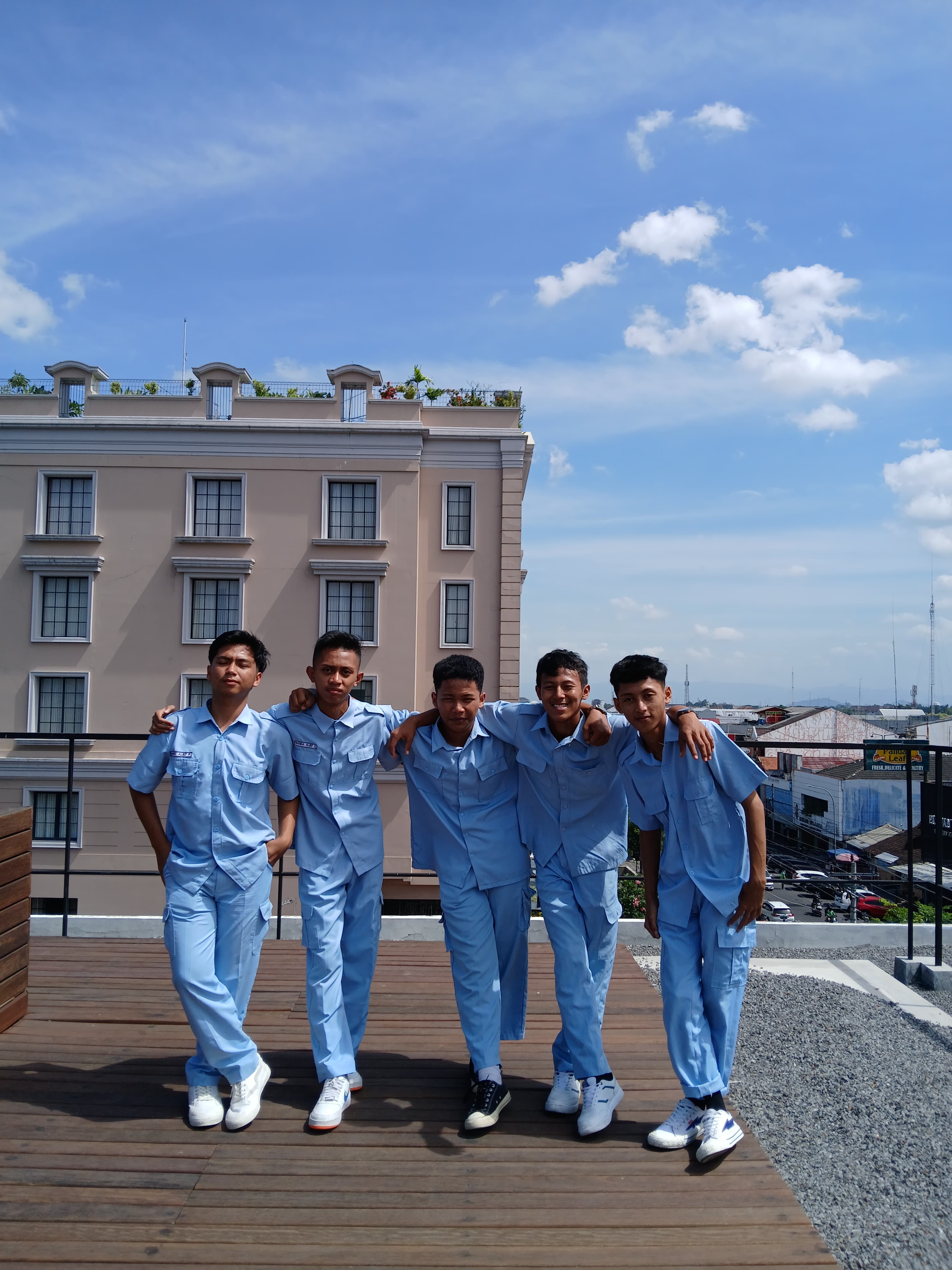 Foto Kelas XII TKJ 2 - 8